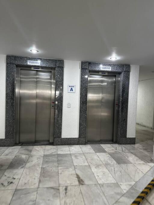 Apartamento Ape Da Cris - Centro Bc , 5min Da - Ideal Casais , Com Garagem *