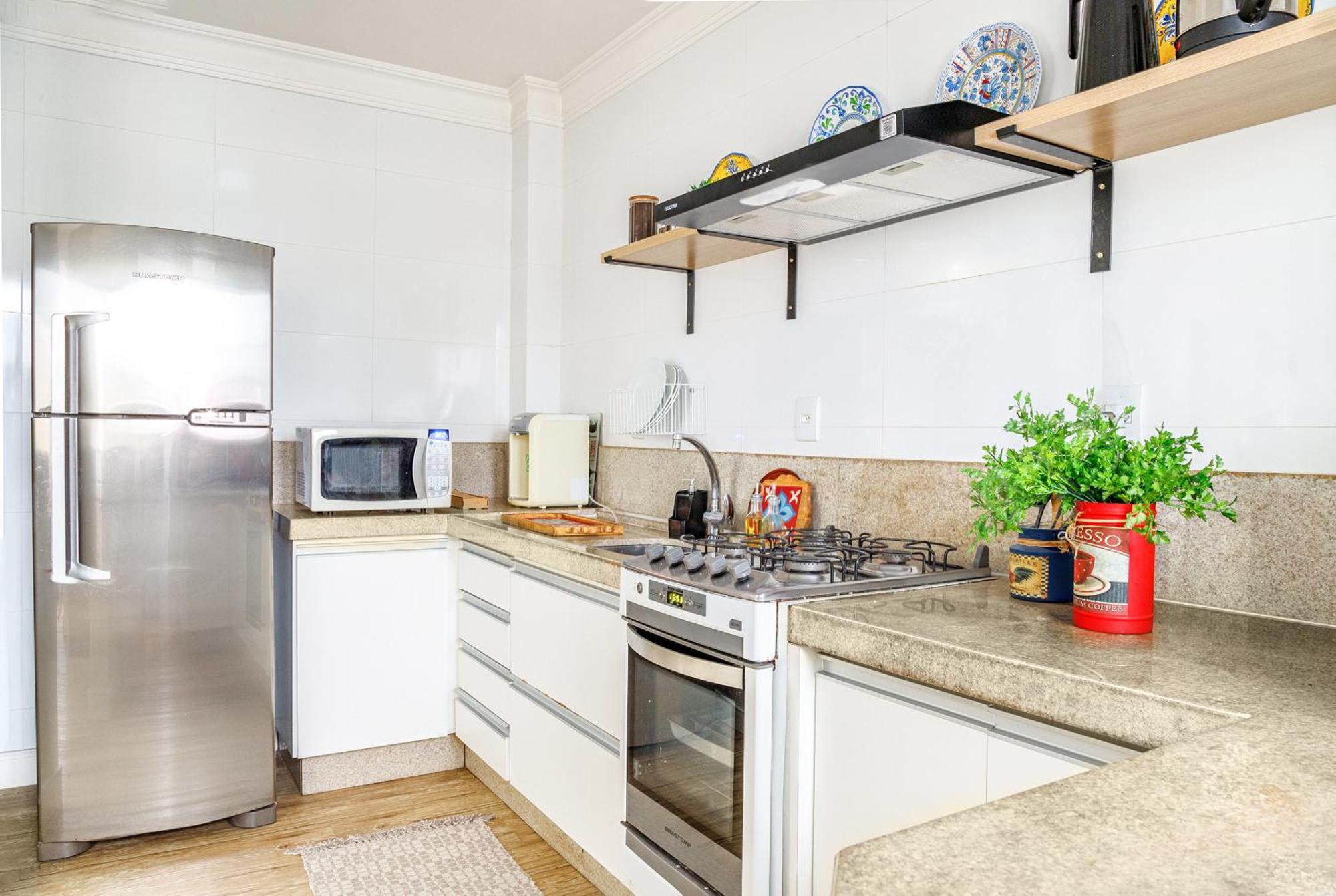 Ape Da Cris - Centro Bc , 5min Da - Ideal Casais , Com Garagem